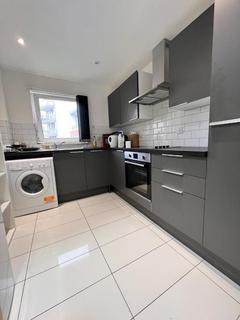 2 bedroom flat to rent, Venus House, 160 Westferry Road, Canary Wharf, Isle Dogs, London, E14 3SF