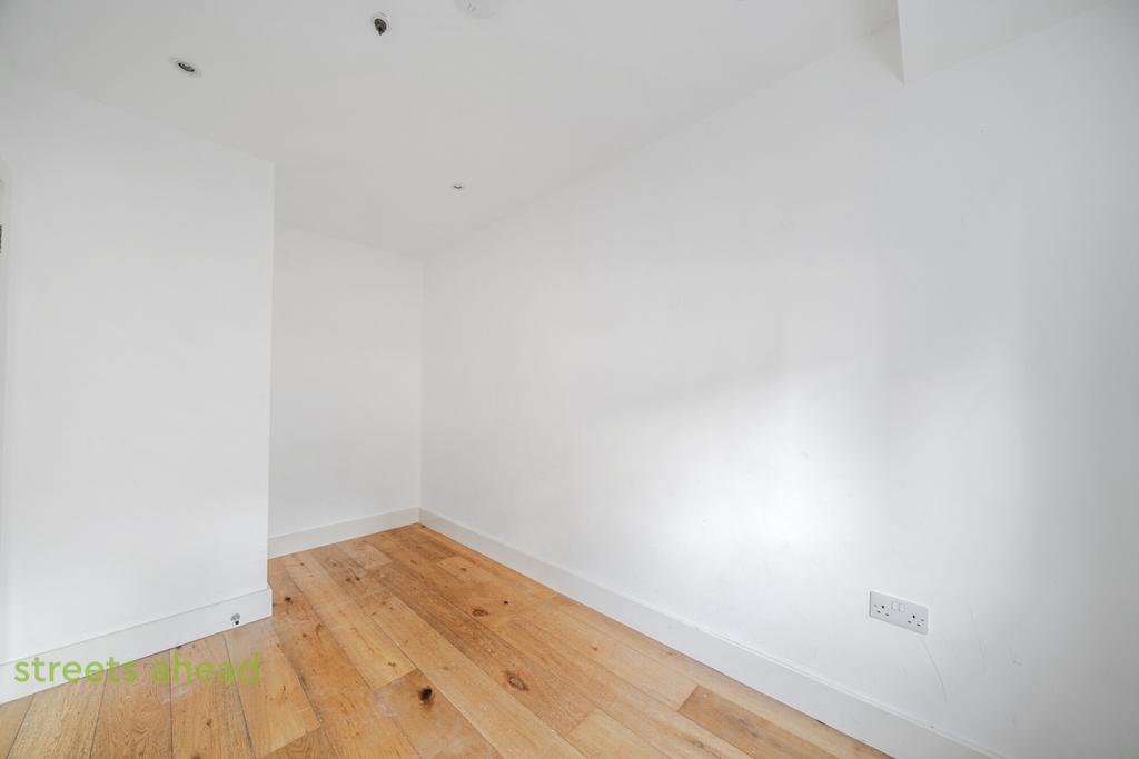 Fde2be3d-3af4-4e9...