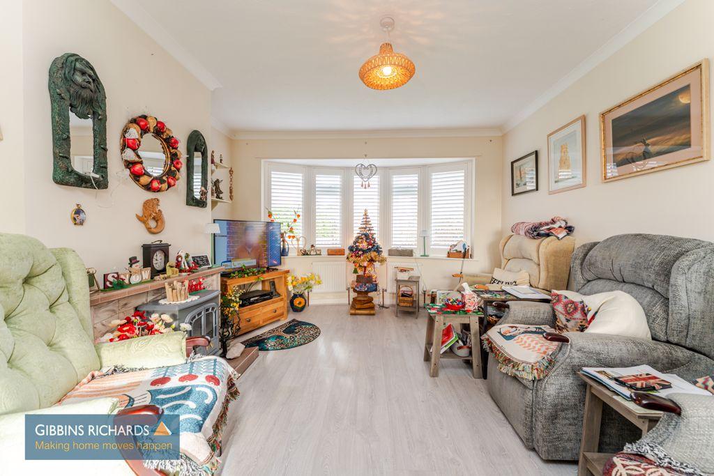 Sitting/Dining Room