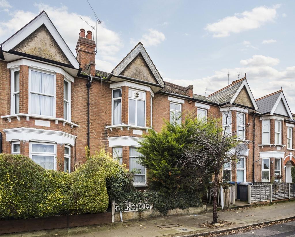 16a Ravenshurst Ave-62-Edit