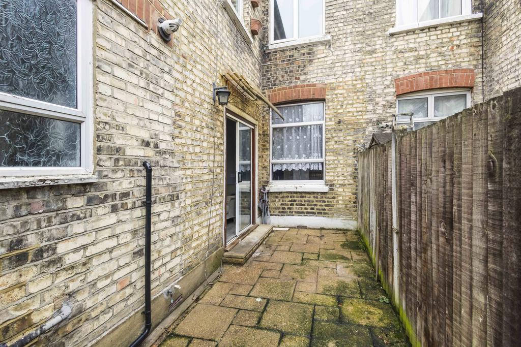 16a Ravenshurst Ave-53