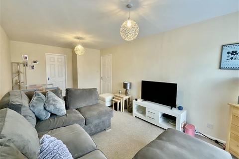 2 bedroom flat for sale, Grassdale View, Sheffield, S12 4LZ