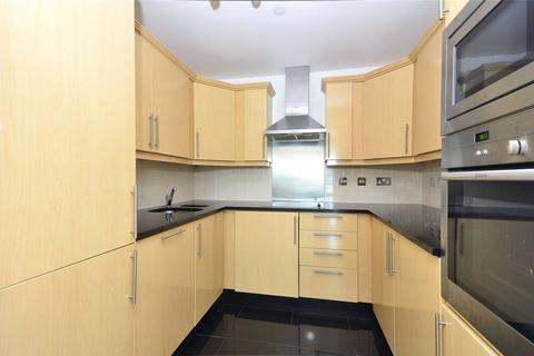 2 bedroom apartment to rent, Boileau Road, London W5