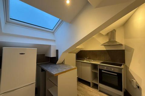 undefined, Lime Tree Way, Chineham, Basingstoke