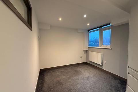 undefined, Lime Tree Way, Chineham, Basingstoke