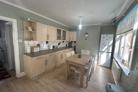3 bedroom semi-detached house to rent, Priory Park Road, Launceston, Cornwall, PL15