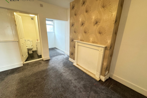 3 bedroom end of terrace house for sale, London N18