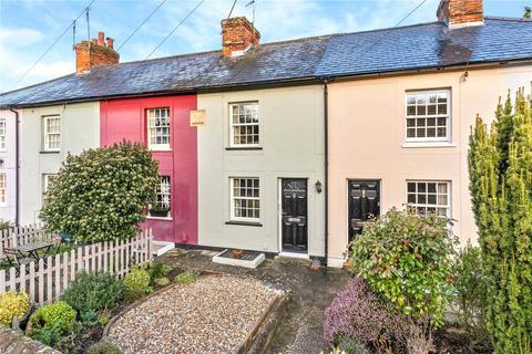 1 bedroom terraced house to rent, Station Road, Saffron Walden, Essex, CB11