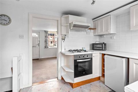 1 bedroom terraced house to rent, Station Road, Saffron Walden, Essex, CB11