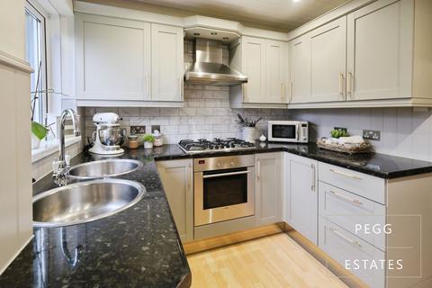 3 bedroom semi-detached house for sale, Torquay