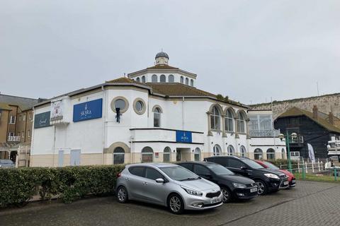 Pub to rent, Village Sq Brighton BN2 5WA