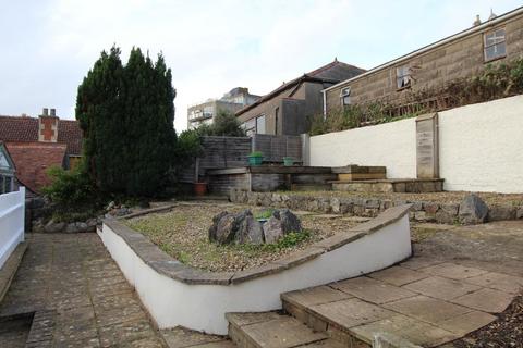 2 bedroom apartment to rent, Shrubbery Road, Weston-super-Mare