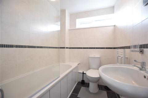 2 bedroom apartment to rent, Salcombe Gardens, Low Fell, Gateshead, NE9
