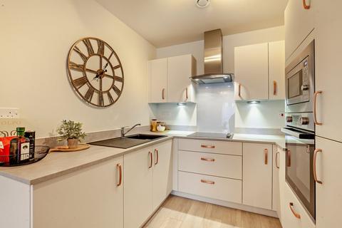 2 bedroom retirement property for sale, Apartment 9 at Stane House 77 High Street, Great Dunmow CM6