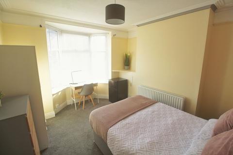 1 bedroom in a house share to rent, 96 Newland Street West, Lincoln, Lincolnshire, LN1 1PH