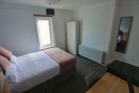 1 bedroom in a house share to rent, 96 Newland Street West, Lincoln, Lincolnshire, LN1 1PH