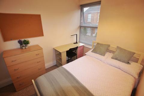 undefined, 96 Newland Street West, Lincoln, Lincolnshire, LN1 1PH