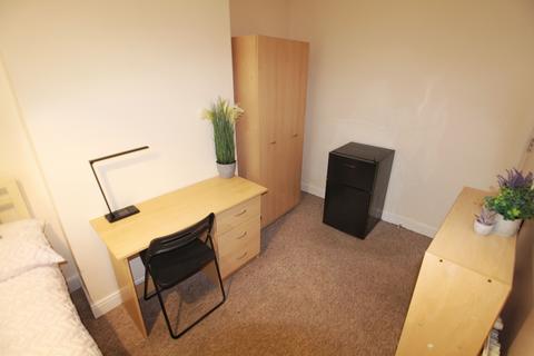 undefined, 96 Newland Street West, Lincoln, Lincolnshire, LN1 1PH