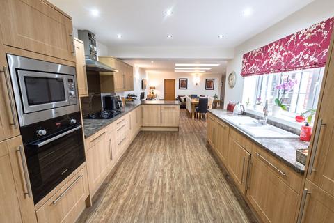 3 bedroom detached bungalow for sale, The Old Post Office, 67 High Street, Walcott