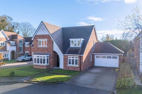 4 bedroom detached house for sale, Three Crowns Close, Walsall, WS5 3AL