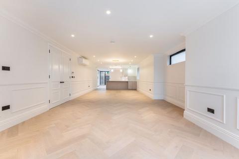 undefined, Temple Fortune Lane, Hampstead Garden Suburb Border, London NW11