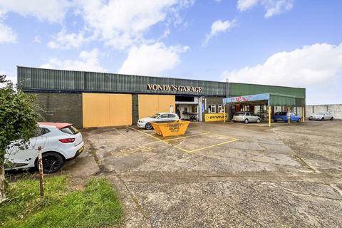 undefined, Vondy's Garage, Andreas Road, Regaby