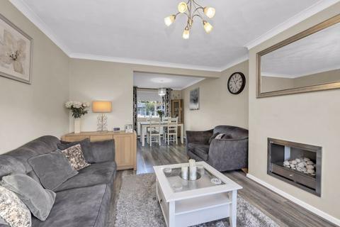 3 bedroom semi-detached house for sale, Bronyon Close, Bury St. Edmunds