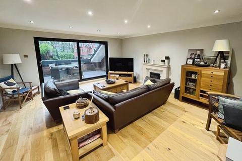 undefined, The Rowans, Heaton