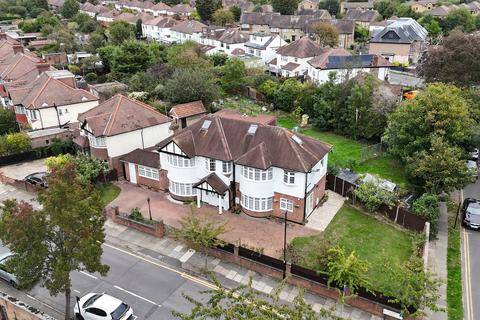 undefined, Chalkwell Park Avenue, Enfield EN1