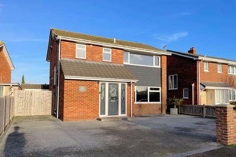 3 bedroom detached house for sale, Rowner Road, Gosport PO13