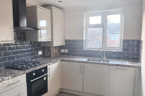 1 bedroom maisonette for sale, Stoke Road, Slough