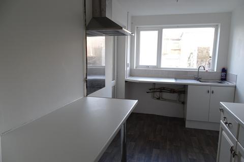 3 bedroom terraced house to rent, Kingsland, Caergybi, Ynys Mon