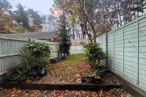 undefined, Albert Road, Bagshot GU19