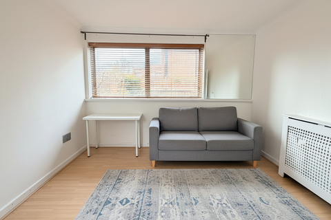2 bedroom apartment to rent, St. Mary Le Park Court, Parkgate Road, Battersea, London, SW11