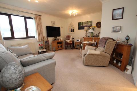 1 bedroom retirement property for sale, The Crescent, Eastleigh
