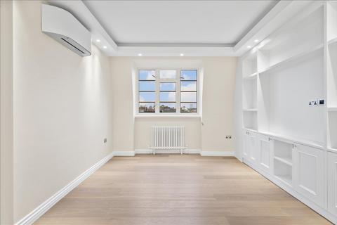 3 bedroom apartment to rent, Marlborough Court, Pembroke Road, London, W8
