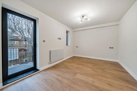 1 bedroom apartment to rent, 9 Comet Place, London, SE8