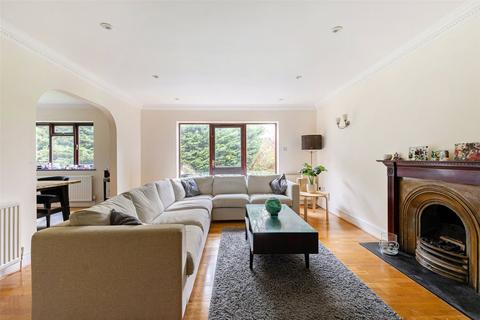 undefined, Long Drive, Burnham, Slough, Buckinghamshire, SL1