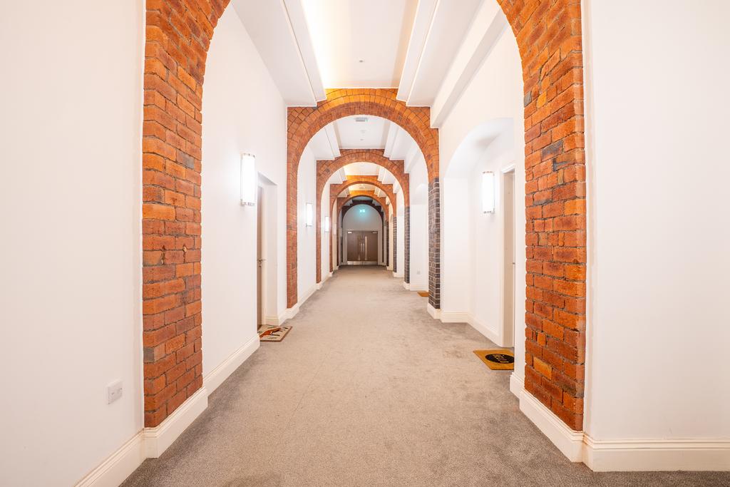 Flat24oldschoolhouse5