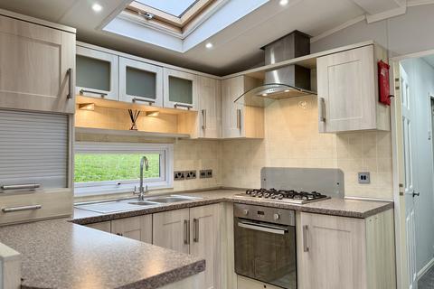 2 bedroom lodge for sale, Mill Lane, Hawksworth LS20