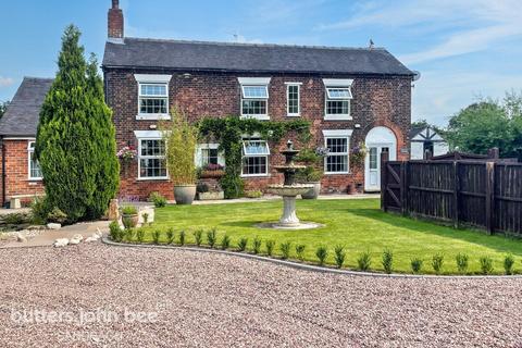 4 bedroom cottage for sale, Hassall Green, Sandbach
