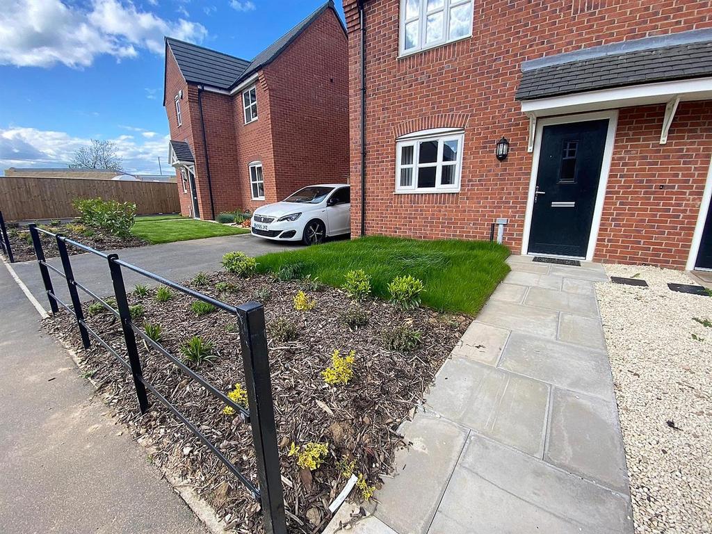 Front Garden.jpeg