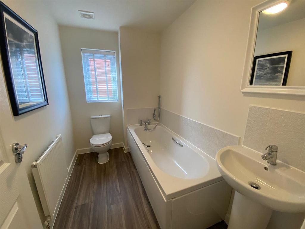 Bathroom.jpeg