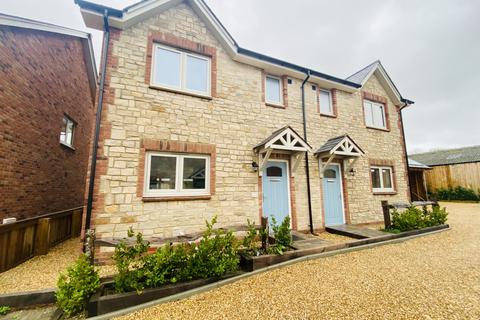 3 bedroom semi-detached house to rent, Hampton Mews, Havenstreet, Ryde, Isle of Wight
