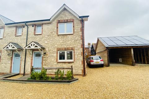 3 bedroom semi-detached house to rent, Hampton Mews, Havenstreet, Isle of Wight