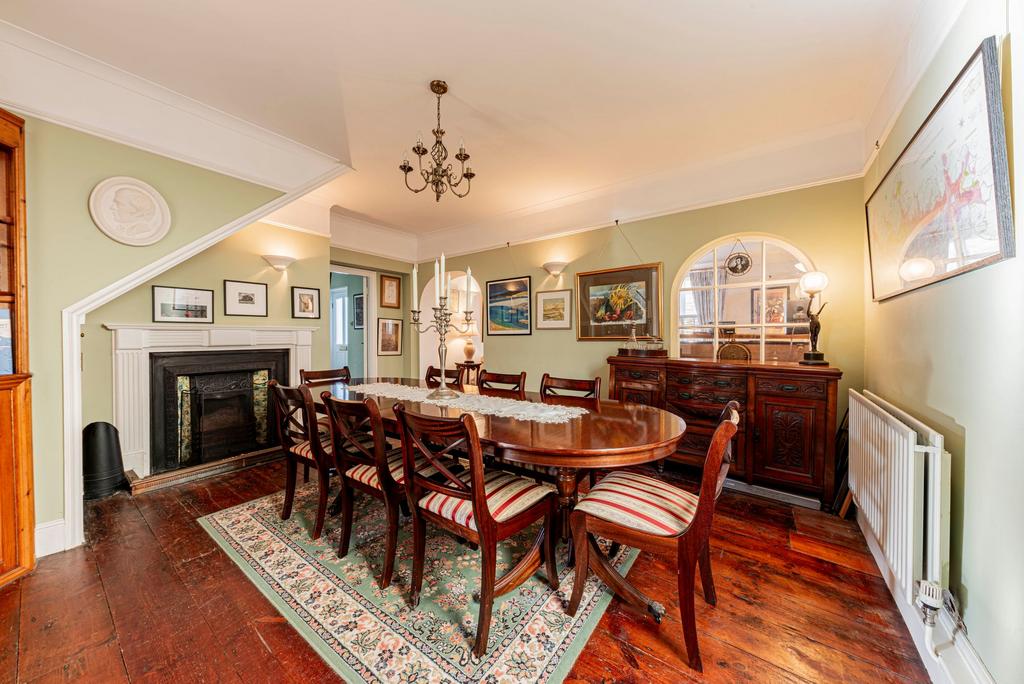 Dining Room (1)