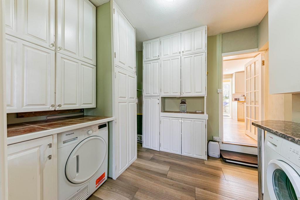 Utility Room (1)