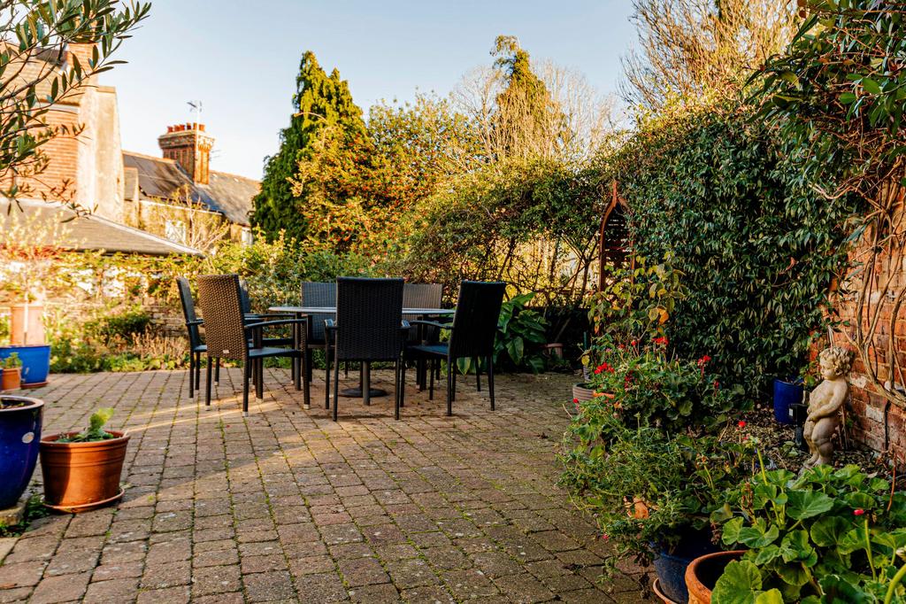 Garden (6)