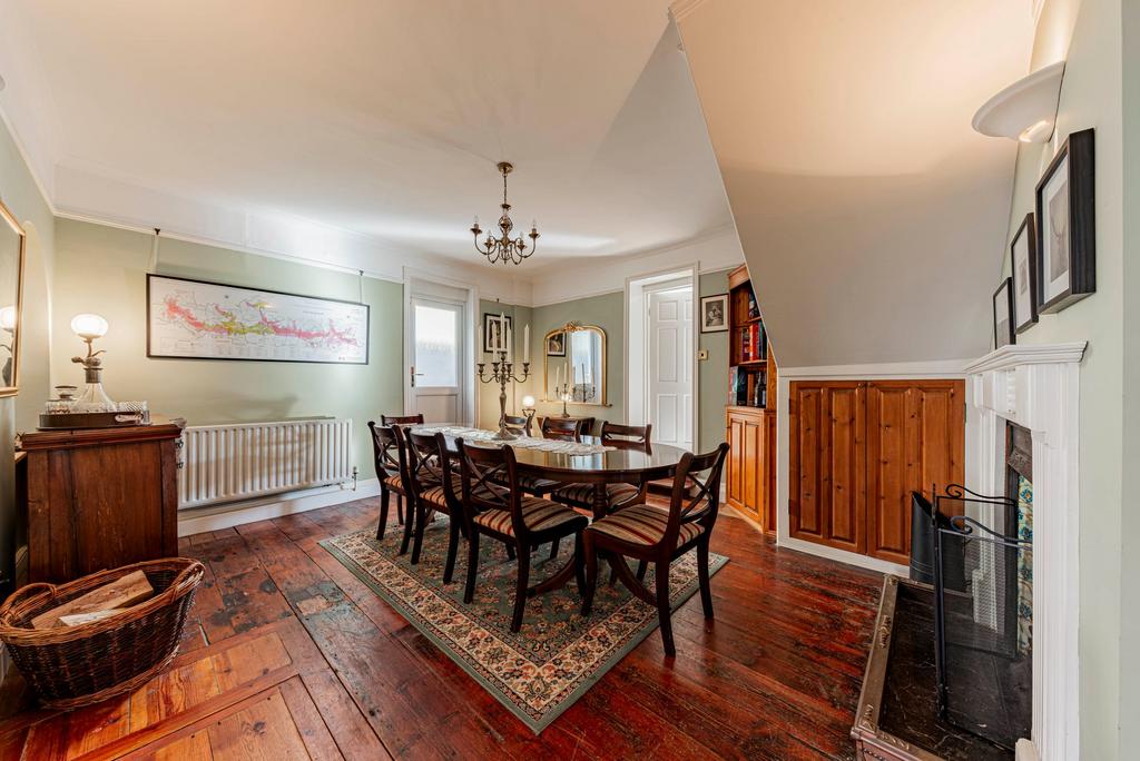 Dining Room (2)
