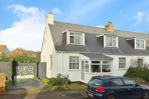 undefined, Range Road, Hythe